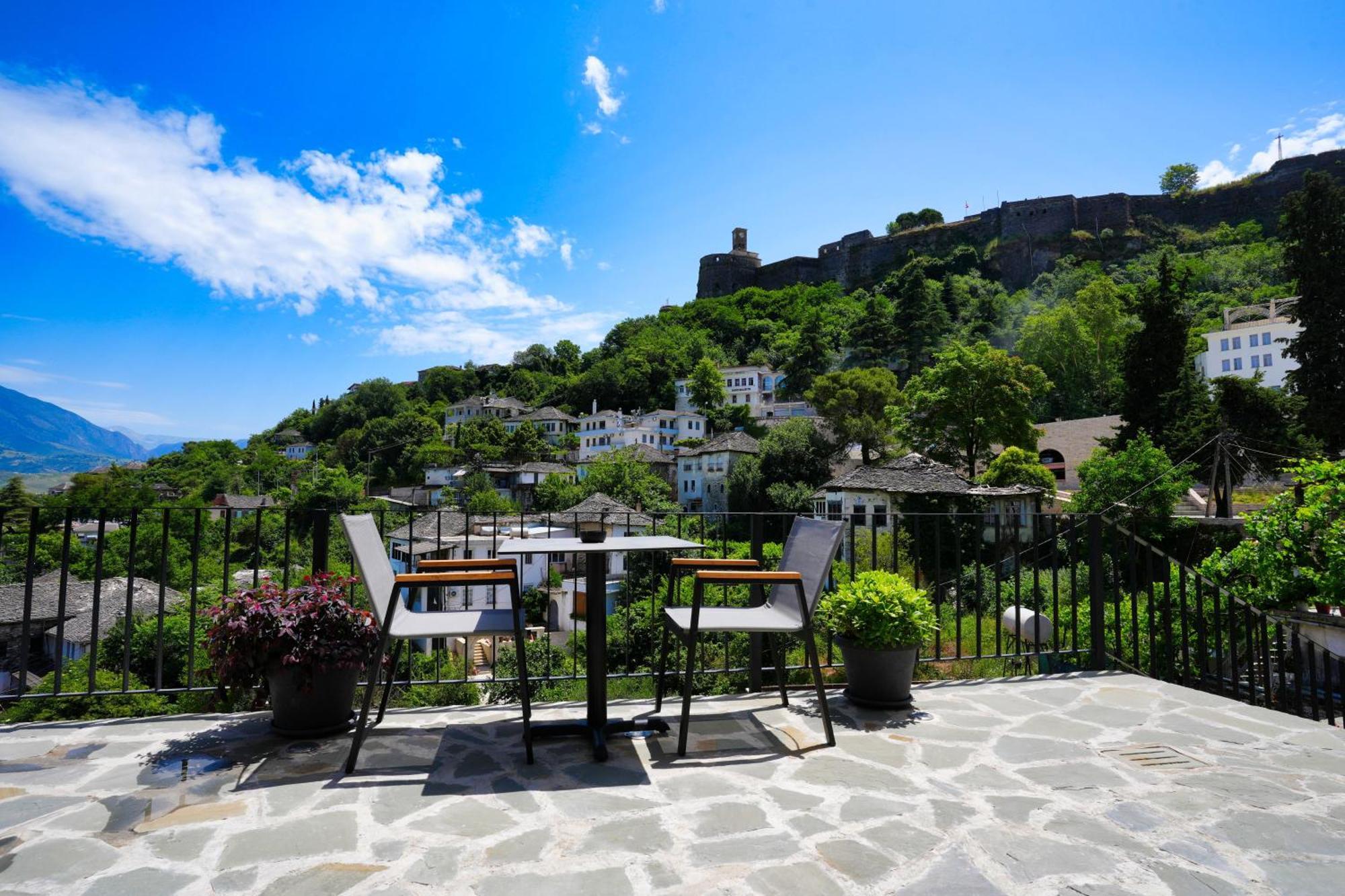 Castlefront Villa Gjirokastër 외부 사진