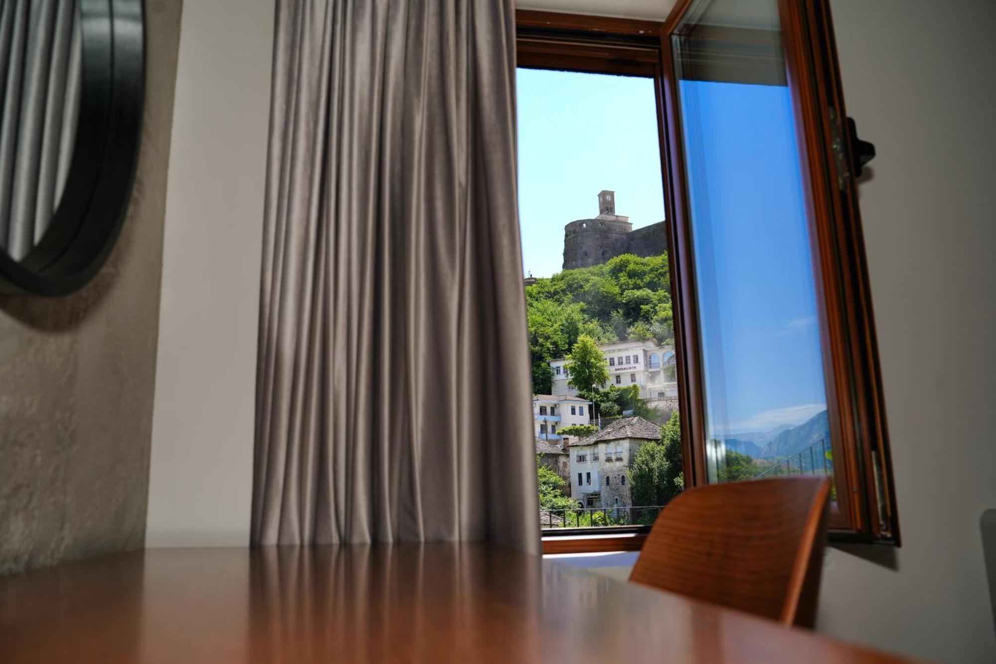 Castlefront Villa Gjirokastër 외부 사진